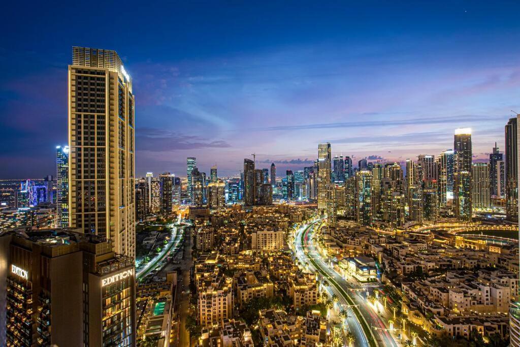 Appartamento Magnificent Brand New Lux 3Br Burj & Fountain View Dubai Esterno foto