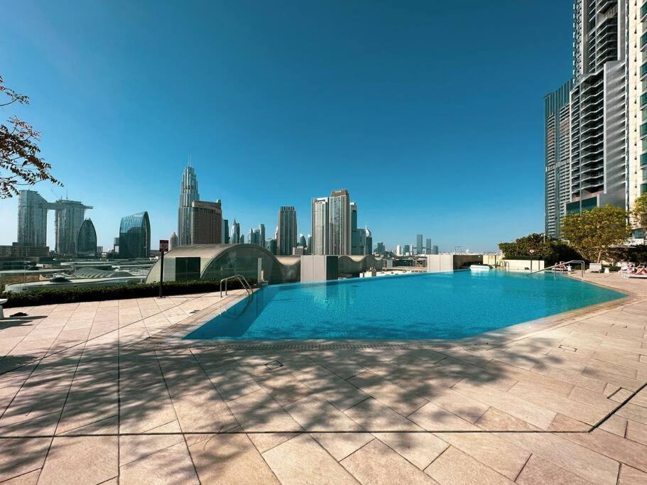 Appartamento Magnificent Brand New Lux 3Br Burj & Fountain View Dubai Esterno foto