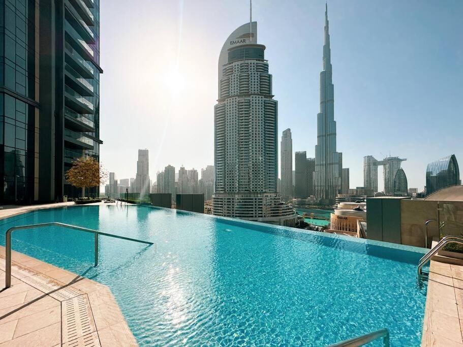 Appartamento Magnificent Brand New Lux 3Br Burj & Fountain View Dubai Esterno foto